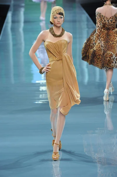 Look 26